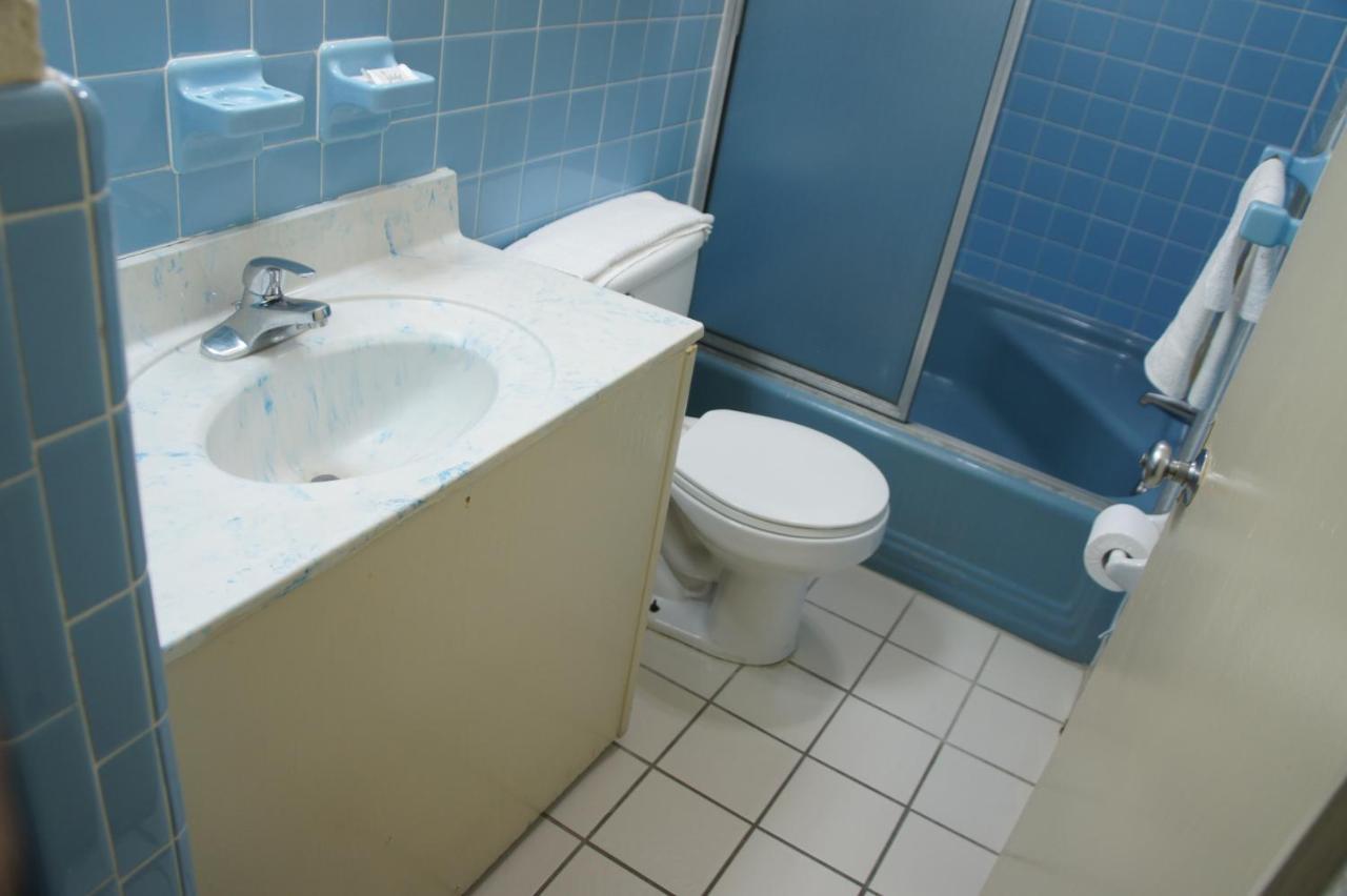 Royalinn & Suites Burlington Dış mekan fotoğraf