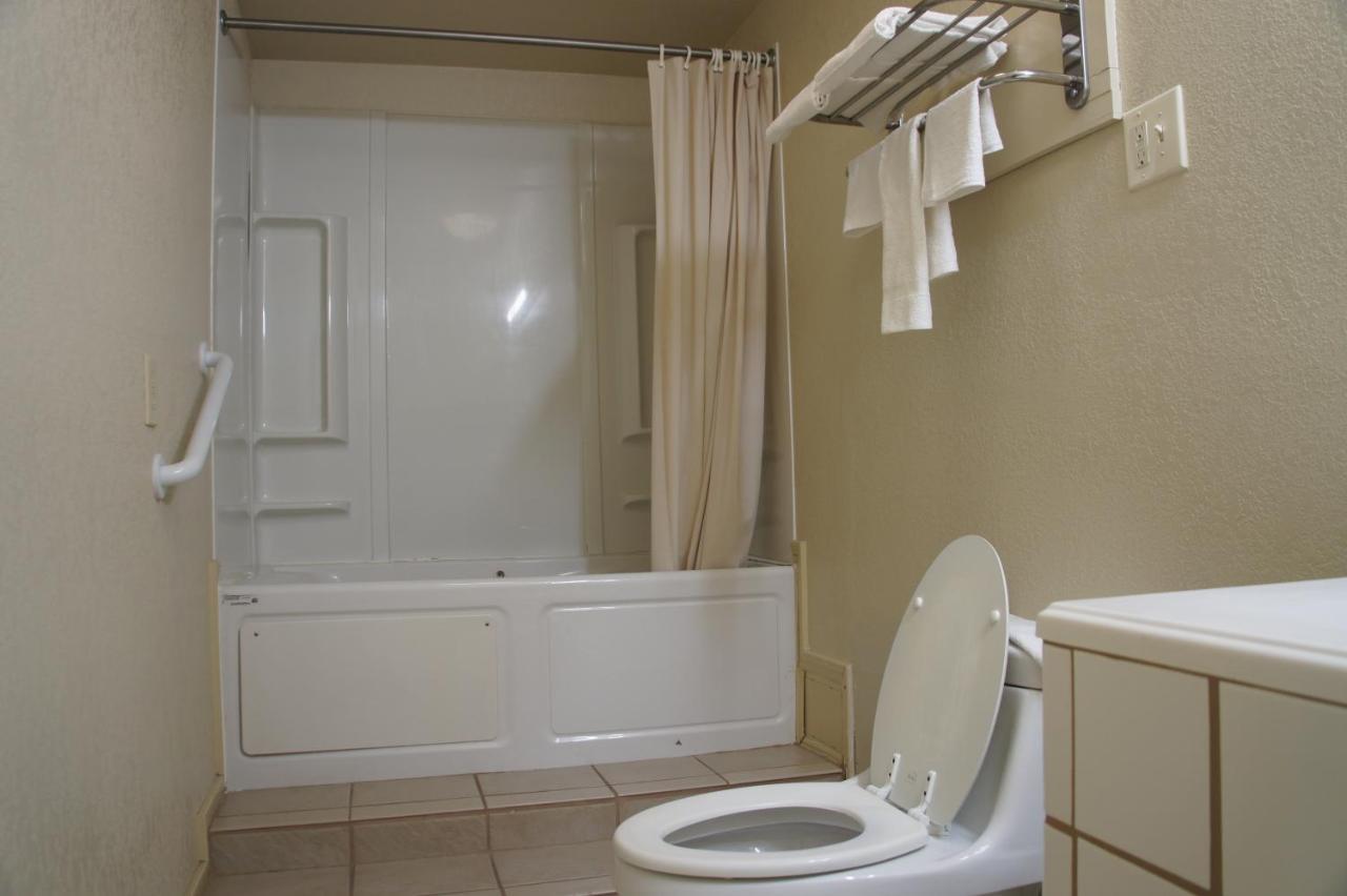 Royalinn & Suites Burlington Dış mekan fotoğraf