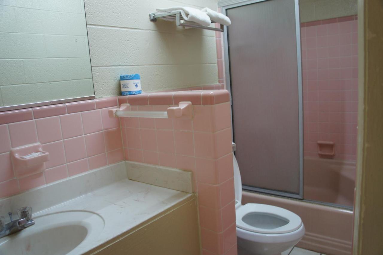 Royalinn & Suites Burlington Dış mekan fotoğraf